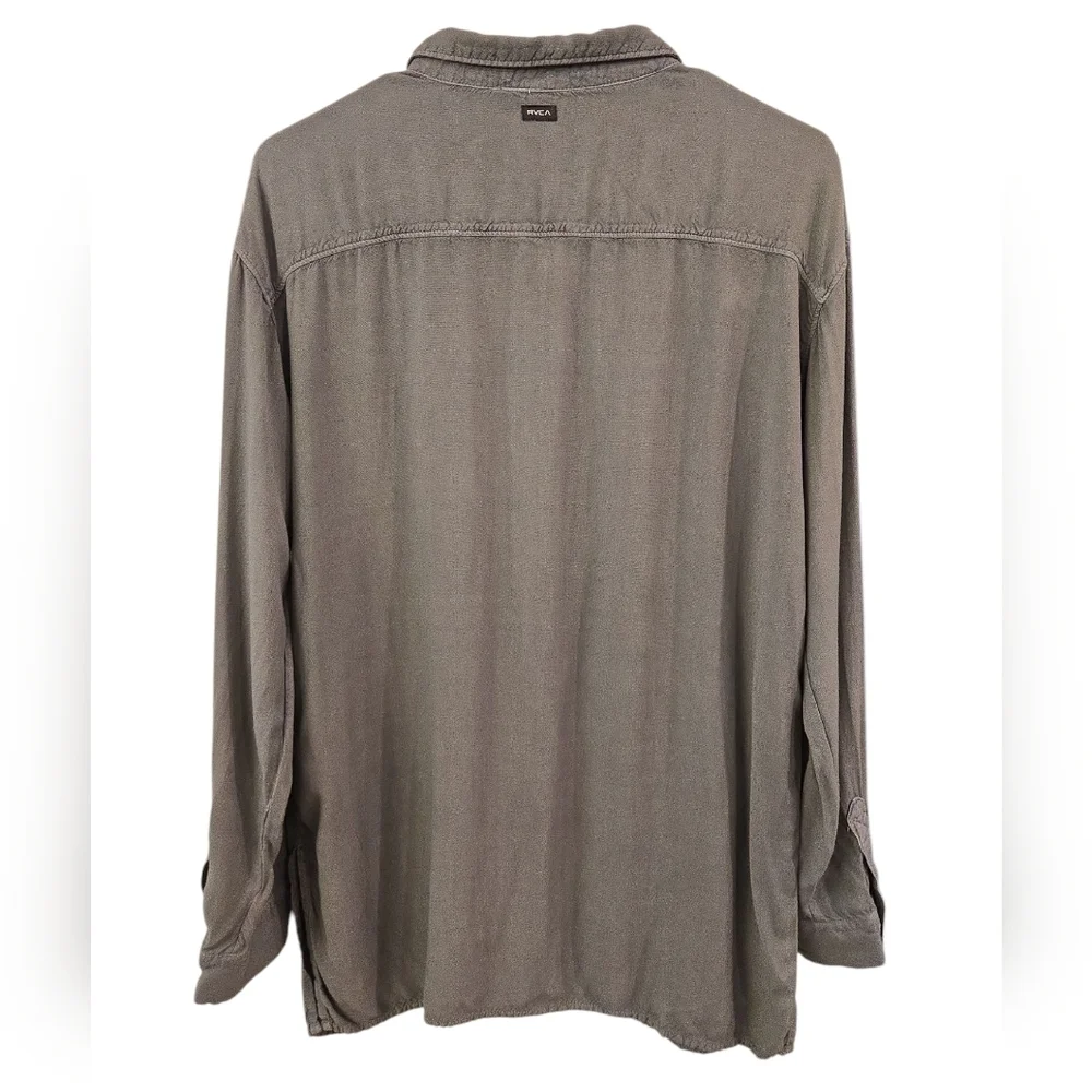RVCA WOMEN'S SOLSTICE BUTTON - UP COVERUP. GREY. SIZE SMALL.
